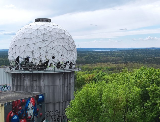 Une page déjà vieille d'une sorte de journal intime - Article 11